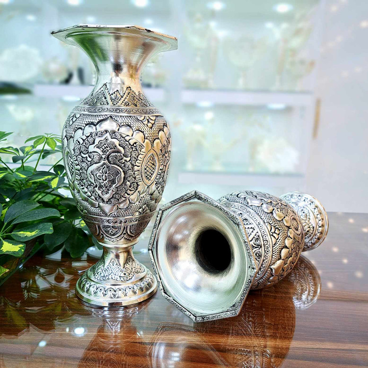 خرید شکلات خوری سیاه قلم