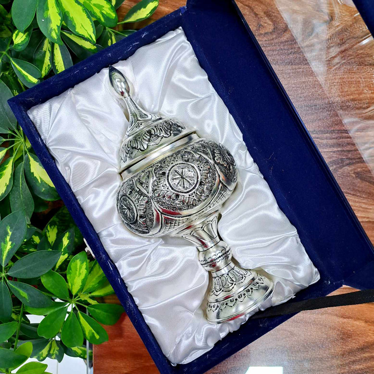 قیمت شکلات خوری پایه دار نقره