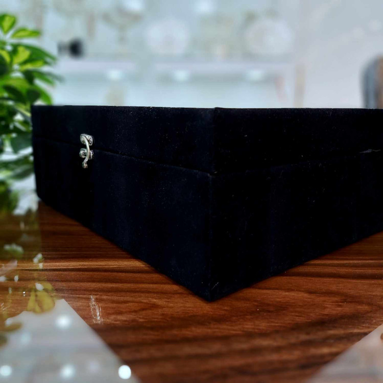 گلدان قلمزنی گل و مرغ