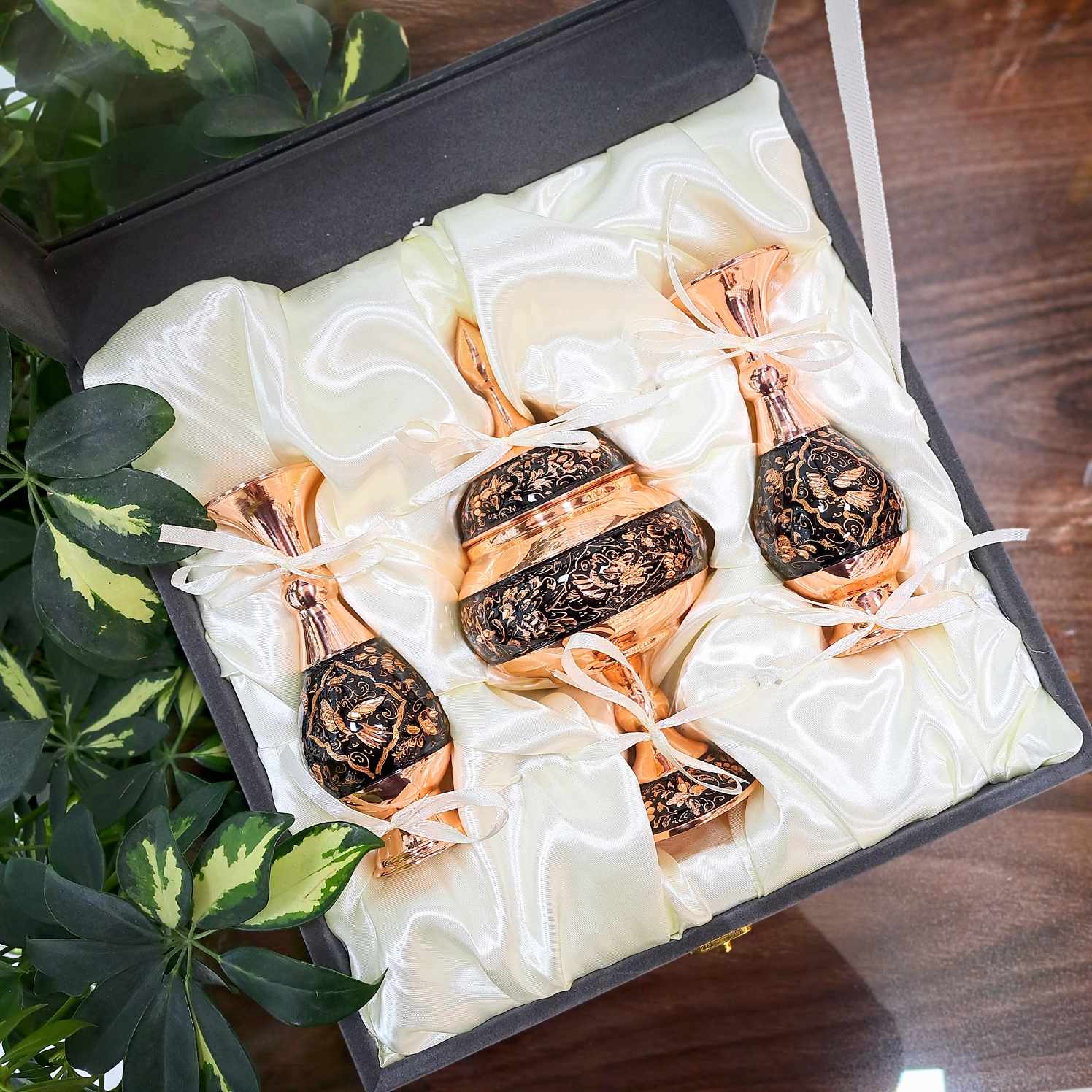 خرید ست گلدان و شکلات خوری الماس تراش با بهترین قیمت