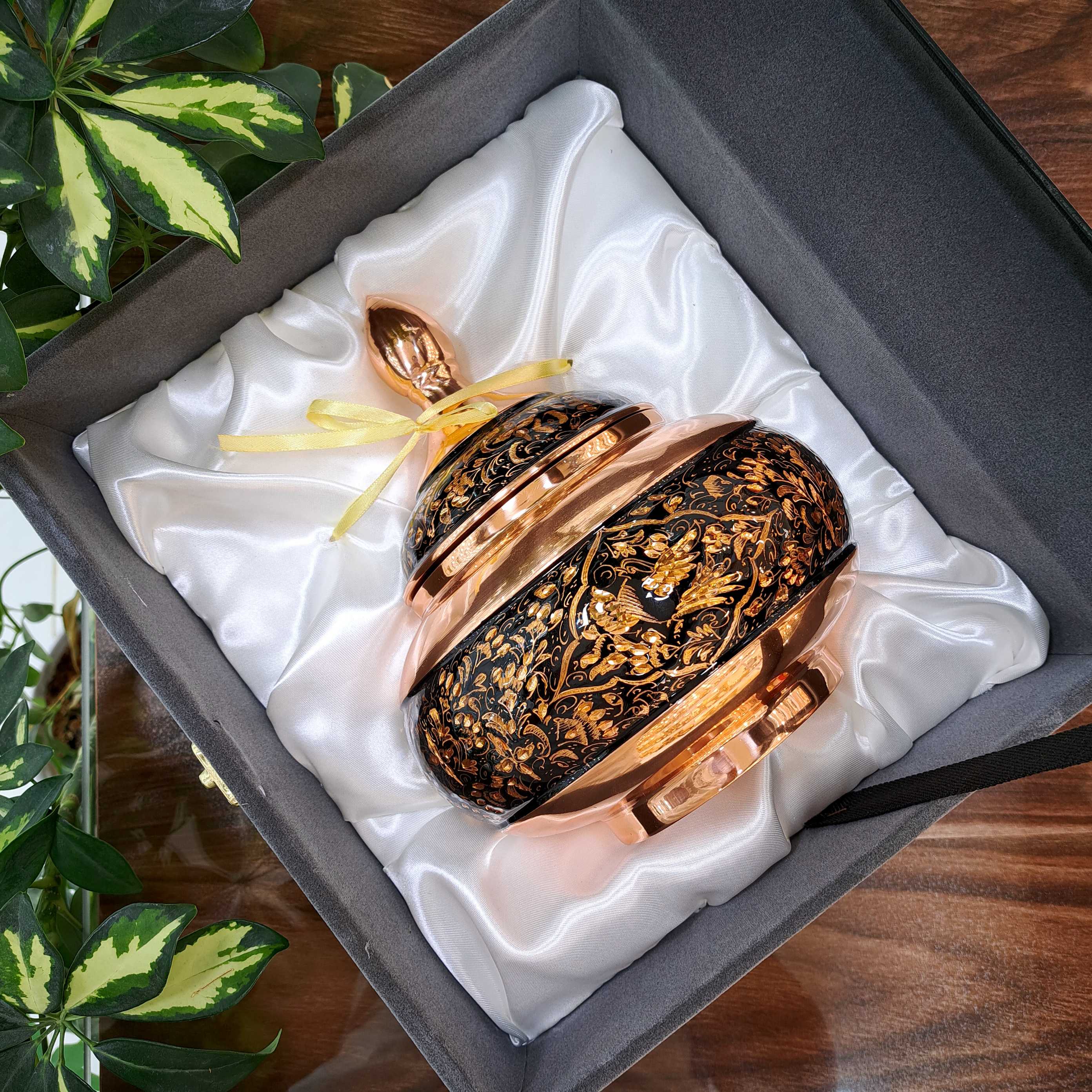 خرید عمده شکلات خوری الماس تراش  با جعبه