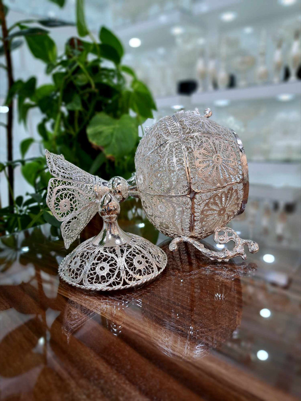 شکلات خوری پایه دار ملیله