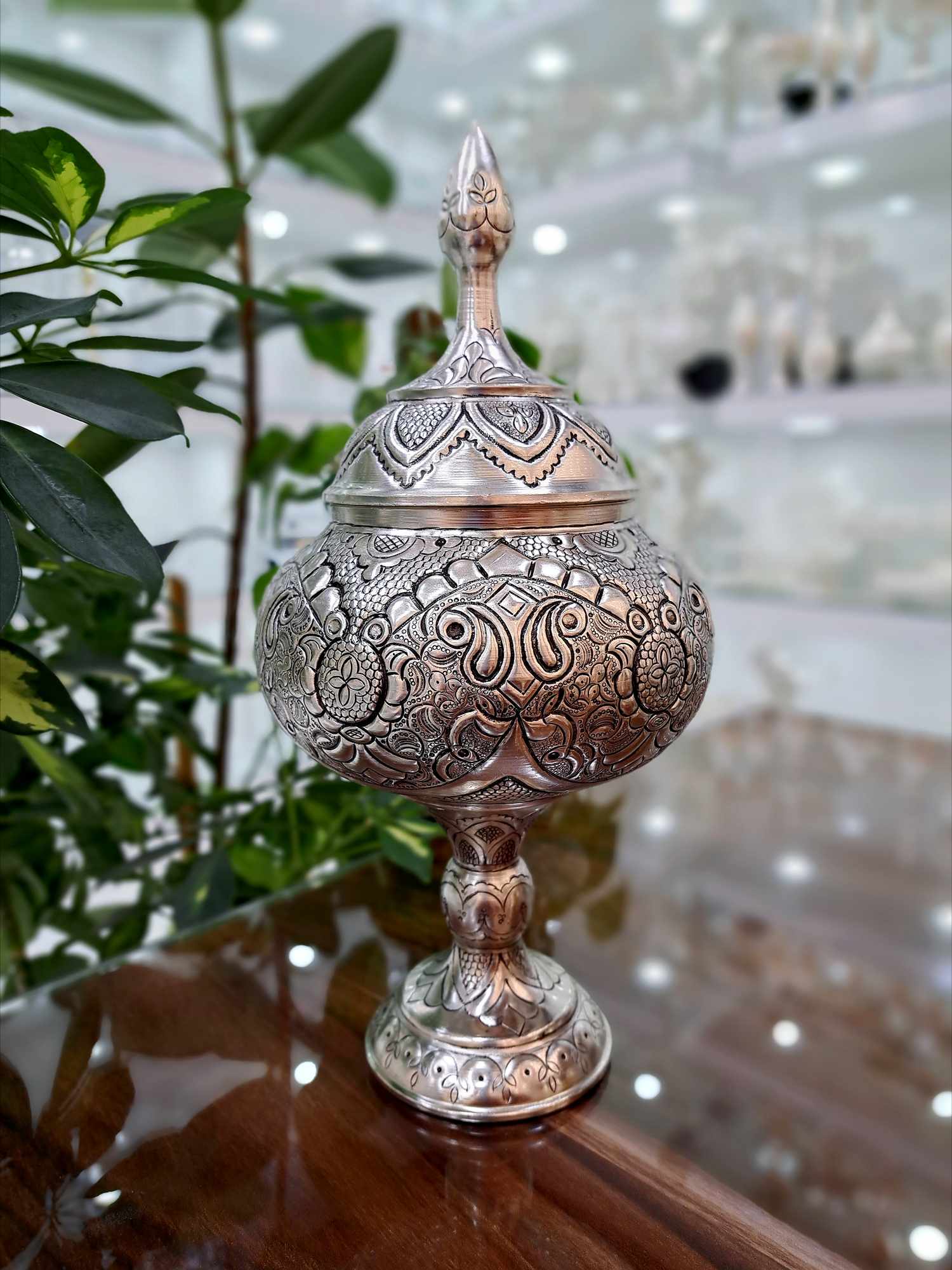 خرید شکلات خوری قلمزنی نقره نما