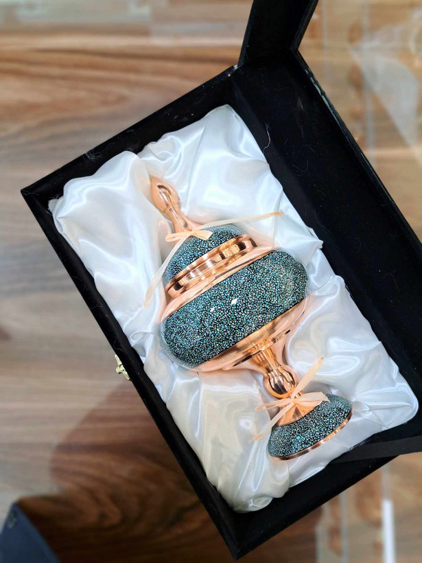 خرید شکلات خوری فیروزه کوبی اشرافی