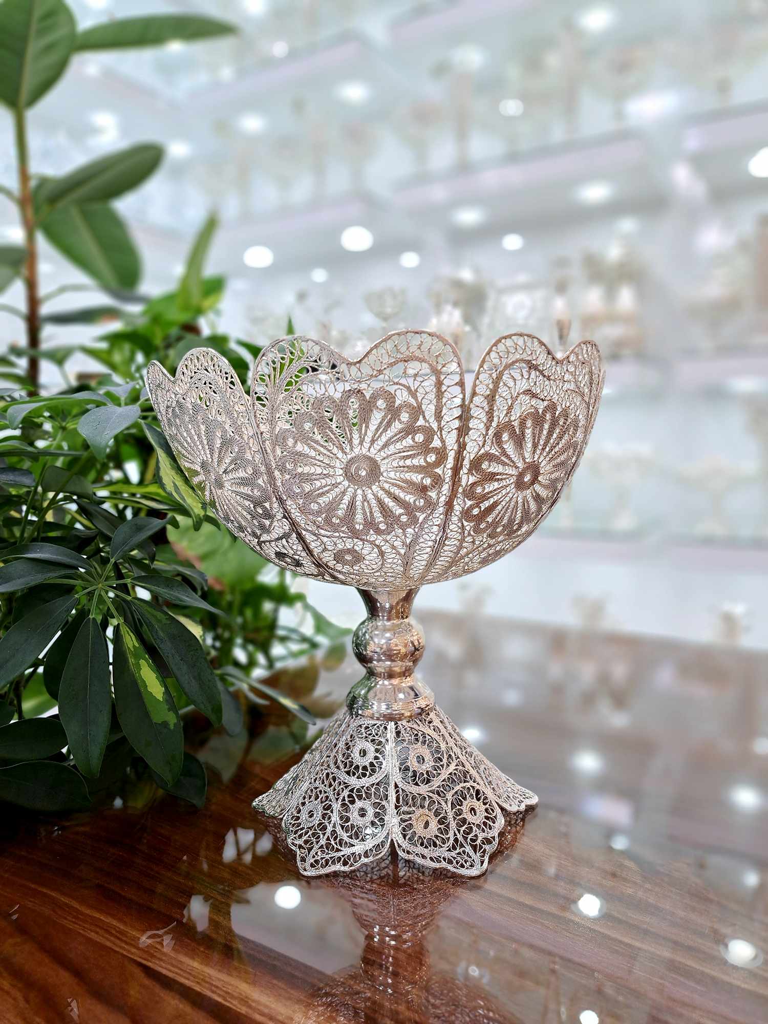 کاسه آجیل ملیله کاری با روکش نقره با طرح لبه های قلبی سایز بزرگ