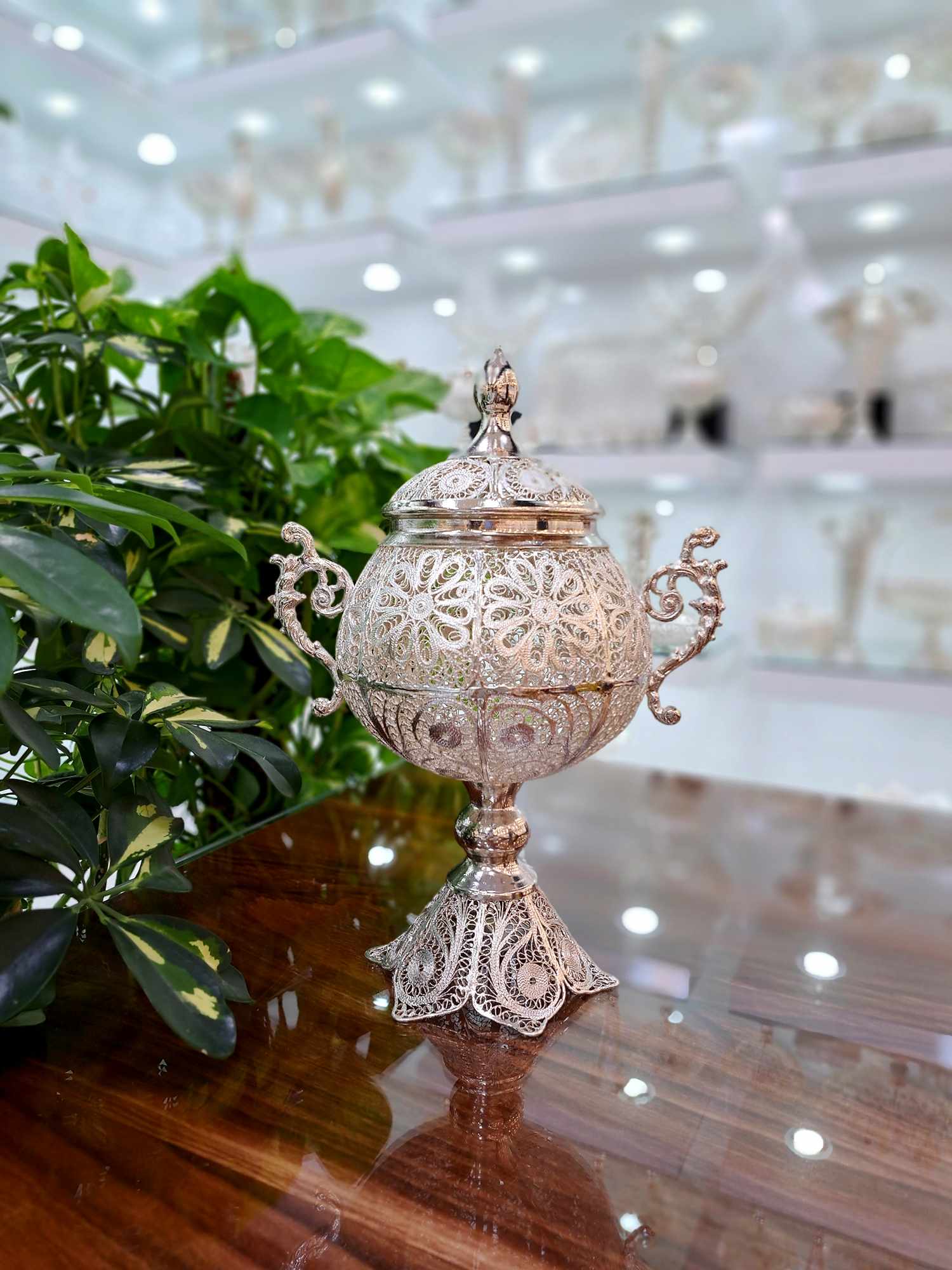 شکلات خوری ملیله کاری